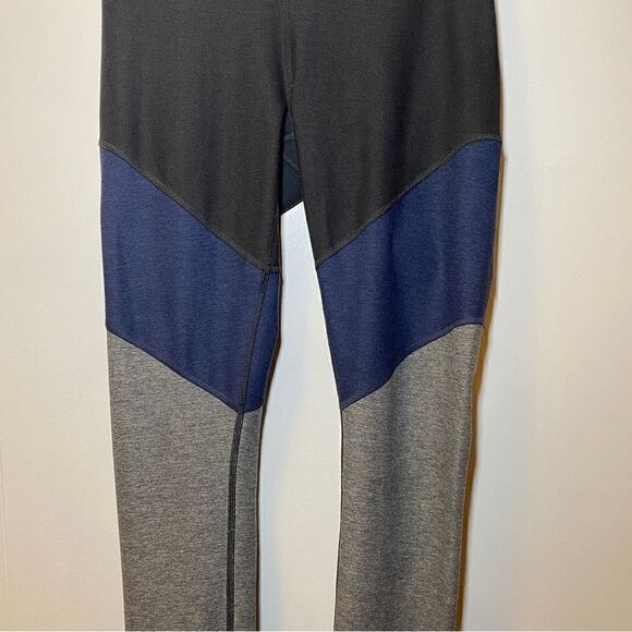 OUTDOOR VOICES Springs Leggings 7/8 Black Gray Navy Women’s Size Medium - Picture 6 of 9